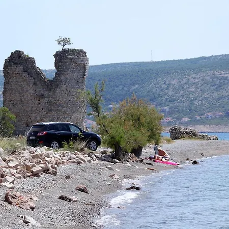 6623f * Starigrad Paklenica