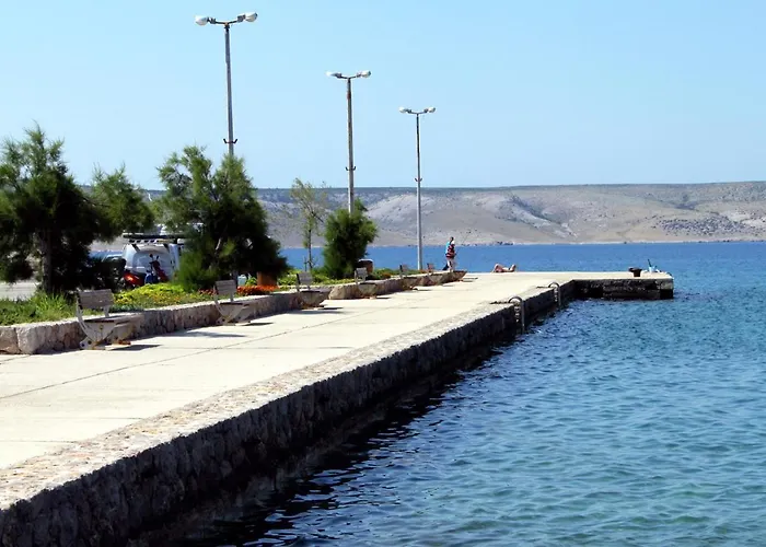 6623f * Starigrad Paklenica